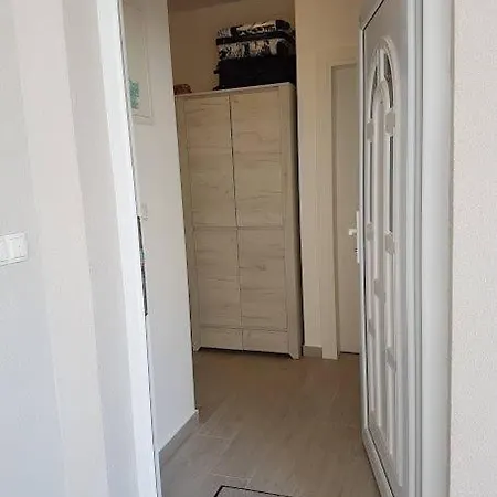 Cosy Corner 2 Apartment